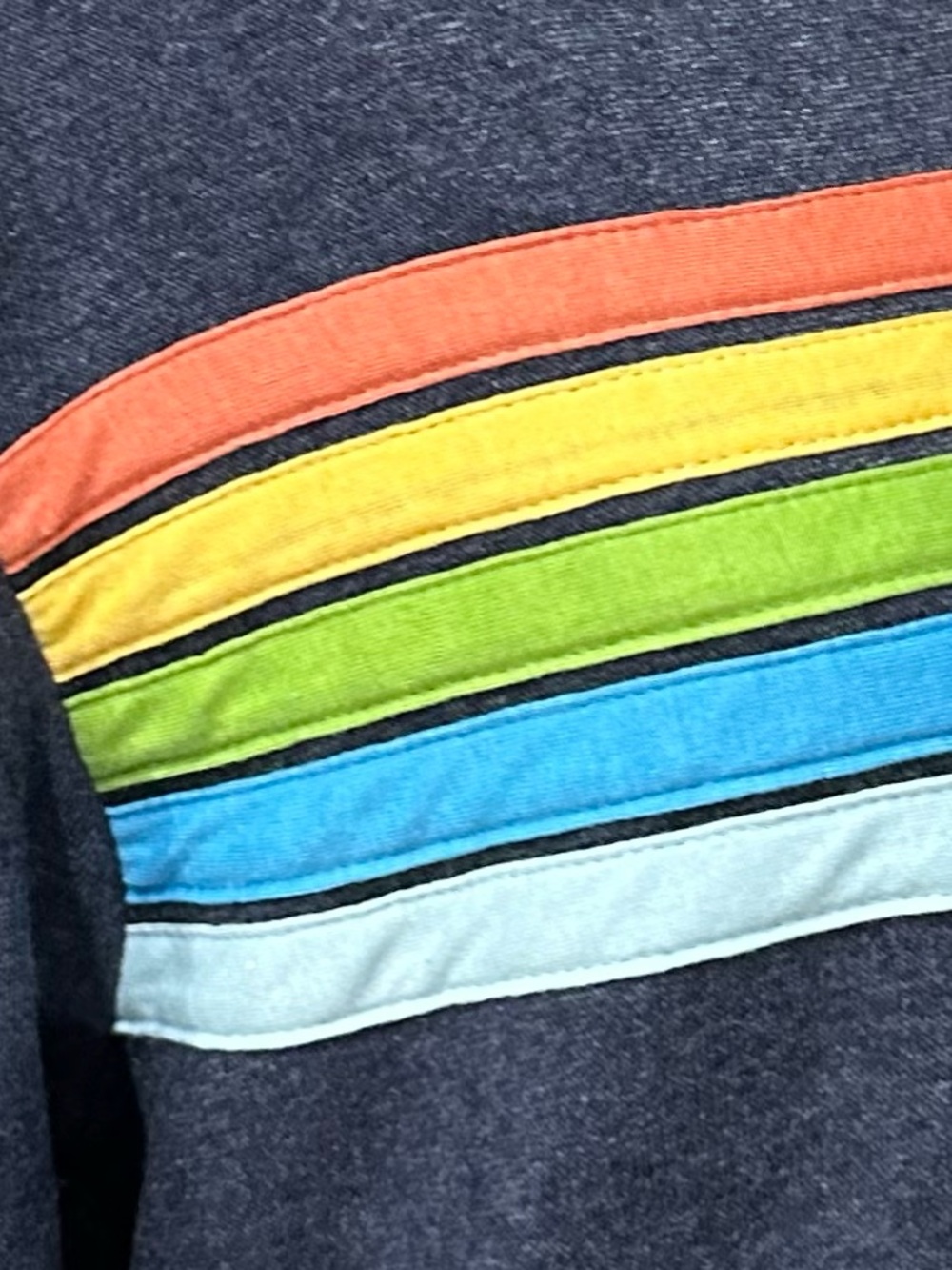 Super Soft Seattle Sweatshirt/Hoodie, Quilted Rainbow, Spaceneedle Detail EUC, S - Picture 8 of 12